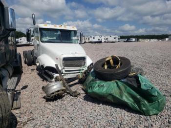  Salvage Freightliner Columbia 1