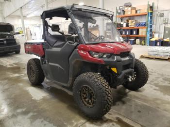  Salvage Can-Am Defender 1