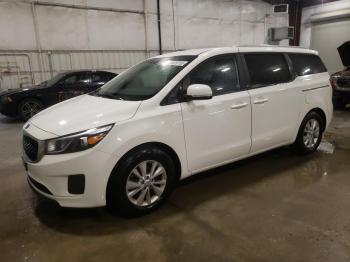  Salvage Kia Sedona
