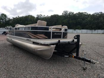  Salvage Sweetwater Godfrey M Pontoon