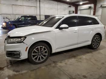  Salvage Audi Q7