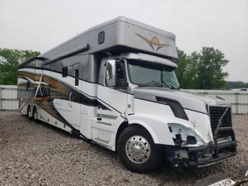  Salvage Volvo Vn
