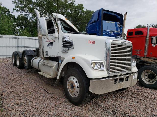  Salvage Freightliner 122sd