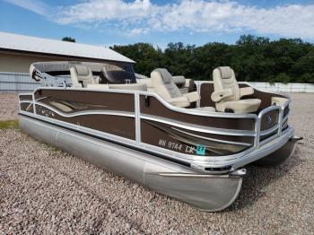  Salvage Premier 220 Castaw
