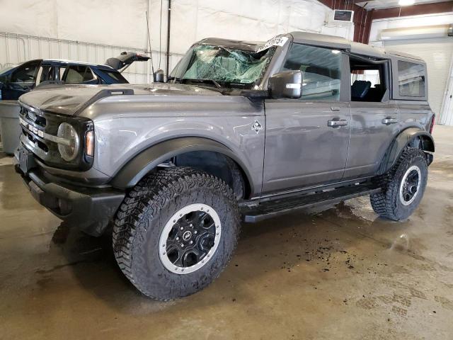  Salvage Ford Bronco