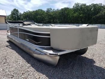  Salvage Premier Boat