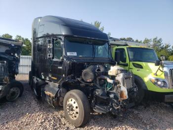  Salvage Volvo Vnl