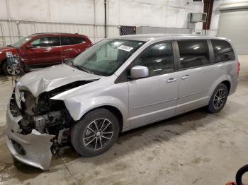  Salvage Dodge Caravan
