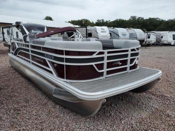  Salvage Bennington Marine 22 Ssr