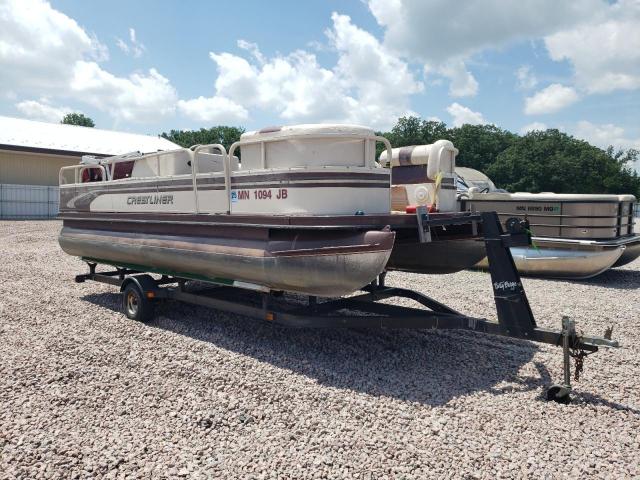  Salvage Crestliner Boat