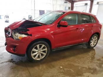  Salvage Mitsubishi Outlander
