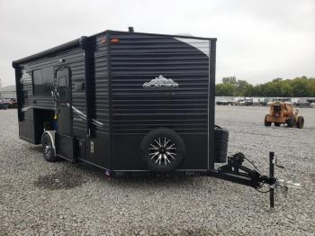  Salvage Glac Trailer