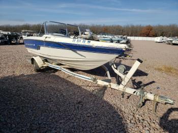  Salvage Starcraft Co Boat