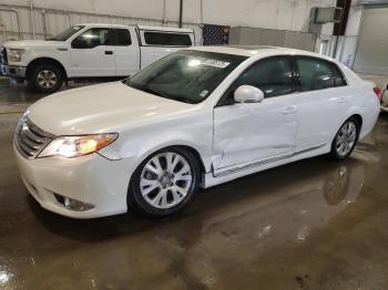  Salvage Toyota Avalon