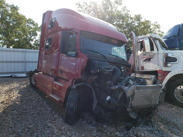  Salvage Volvo Vn