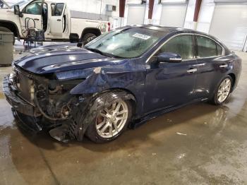  Salvage Nissan Maxima