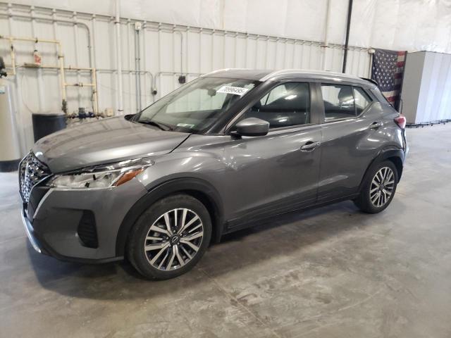  Salvage Nissan Kicks