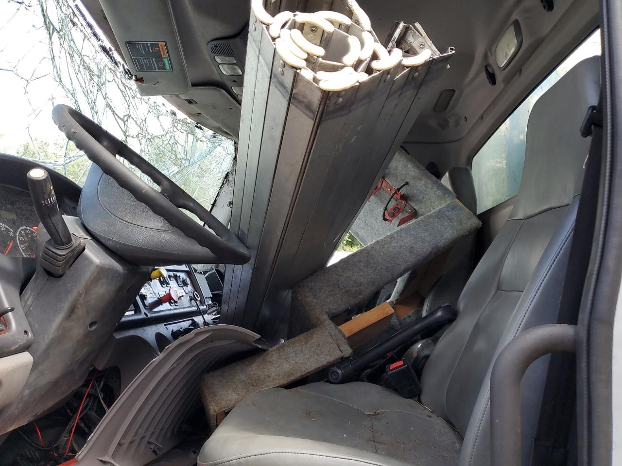 Freightliner M2 106 Med 106 Medium Duty Image 8