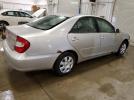 Toyota Camry Le Image 4