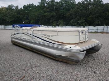  Salvage Bennington Marine Pontoon