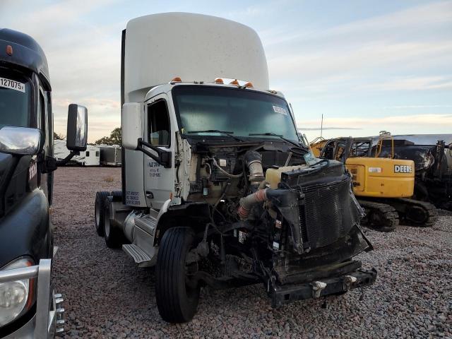  Salvage Peterbilt Tractor 579