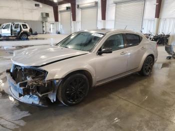  Salvage Dodge Avenger