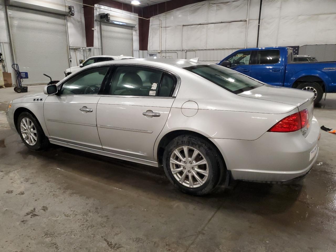 Buick Lucerne Cxl Image 9