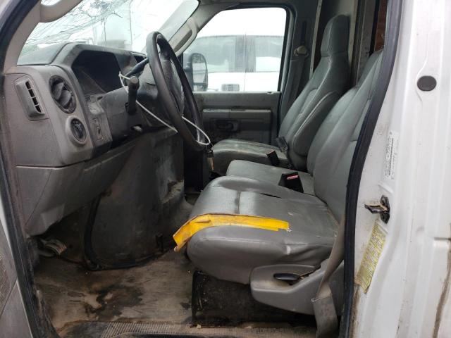 Ford Econoline E350 Super Duty Cutaway Van Image 7