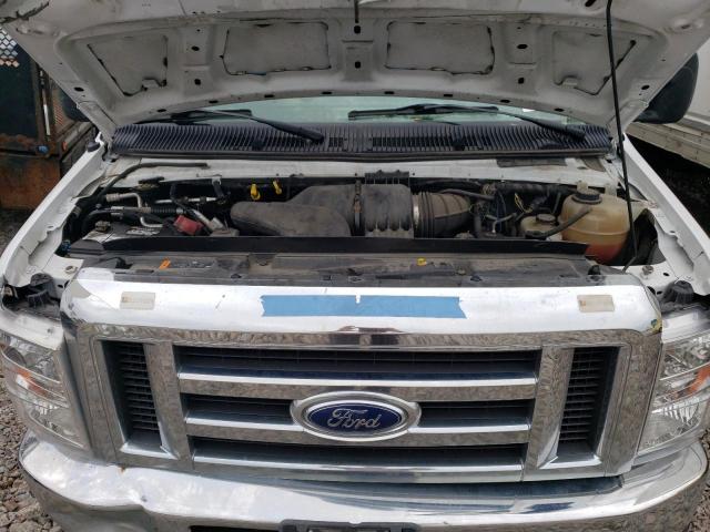 Ford Econoline E350 Super Duty Cutaway Van Image 11