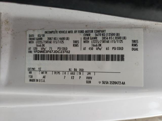 Ford Econoline E350 Super Duty Cutaway Van Image 2