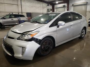  Salvage Toyota Prius