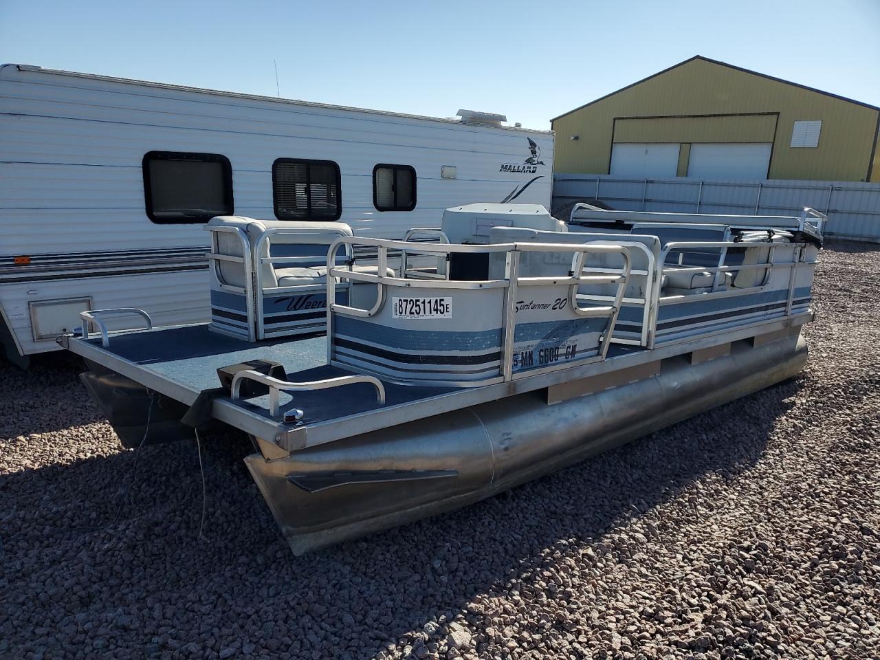 Weer Pontoon Image 8