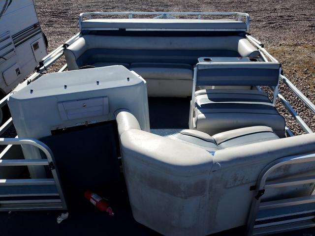 Weer Pontoon Image 5