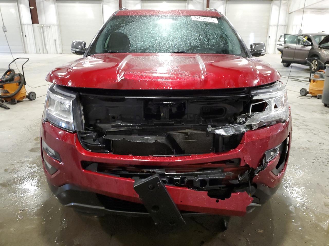 Ford Explorer Xlt Image 12