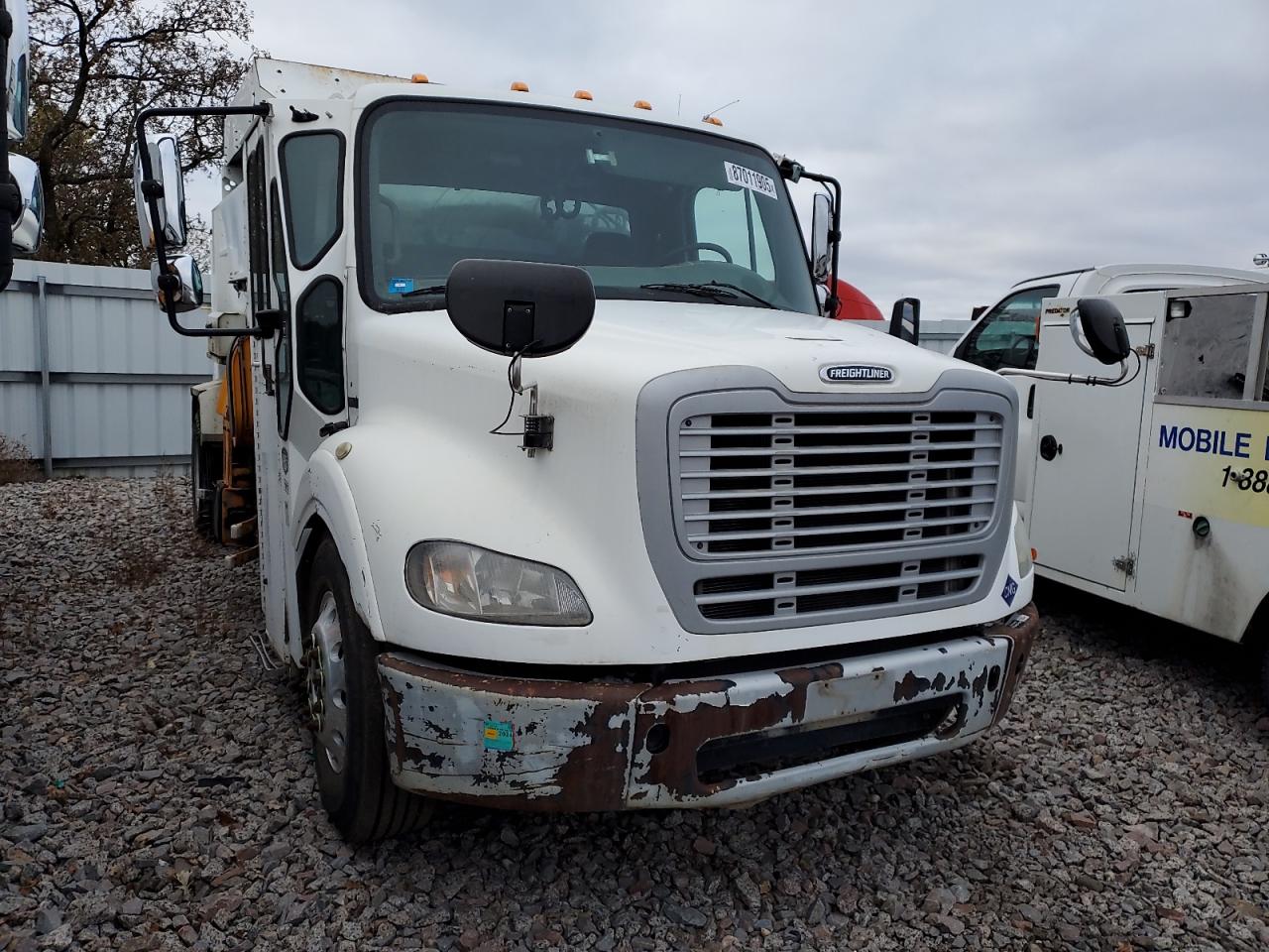 Freightliner M2 112 Med 112 Medium Duty Image 2