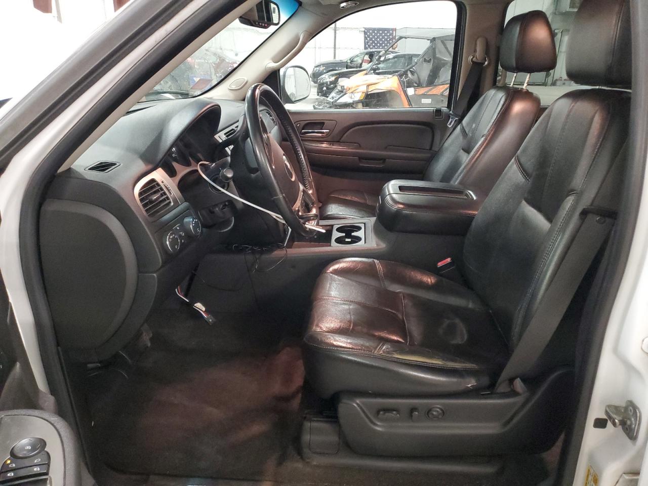 Chevrolet Avalanche K1500 Image 8