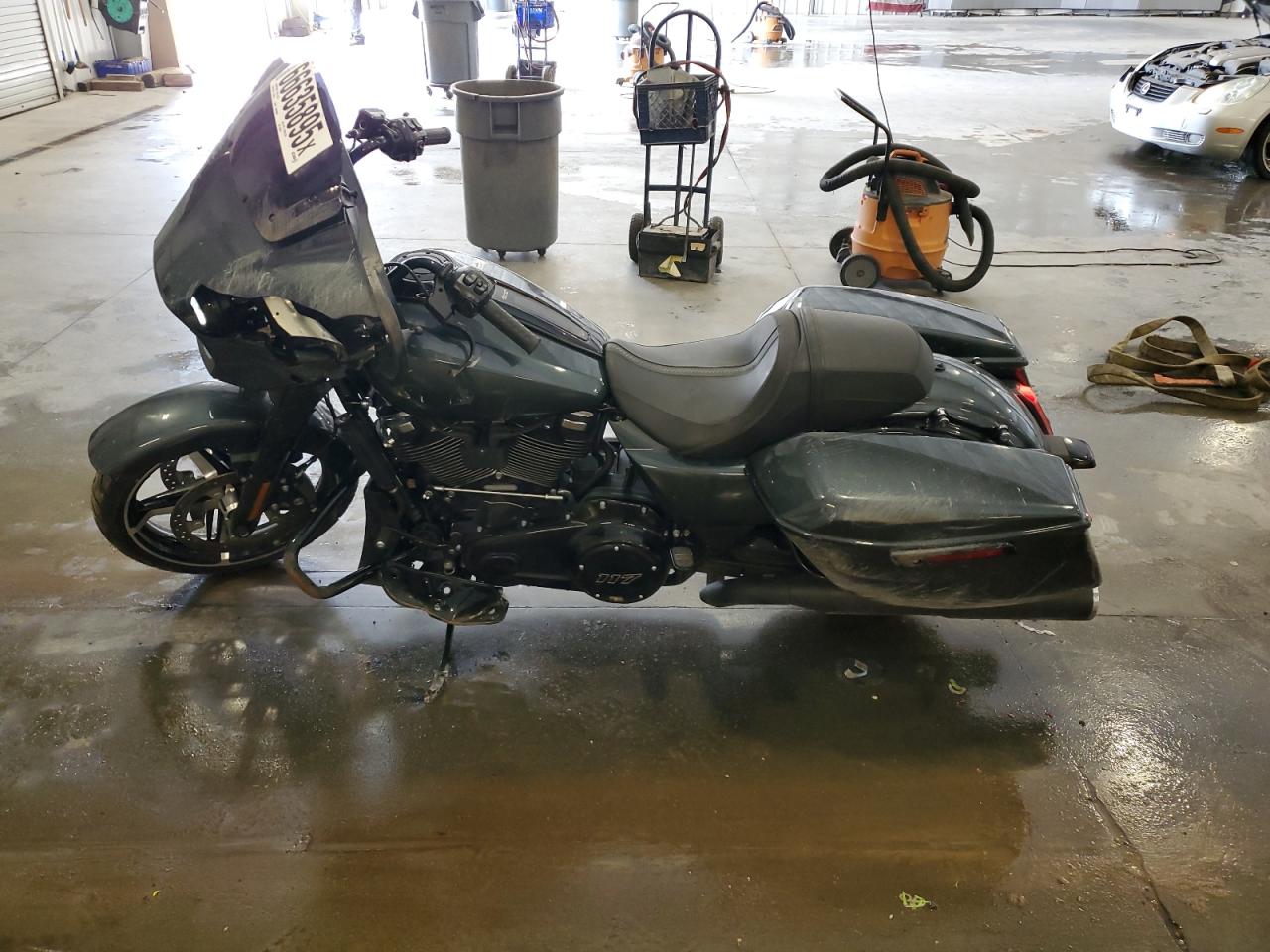 Harley-Davidson Fl Image 8