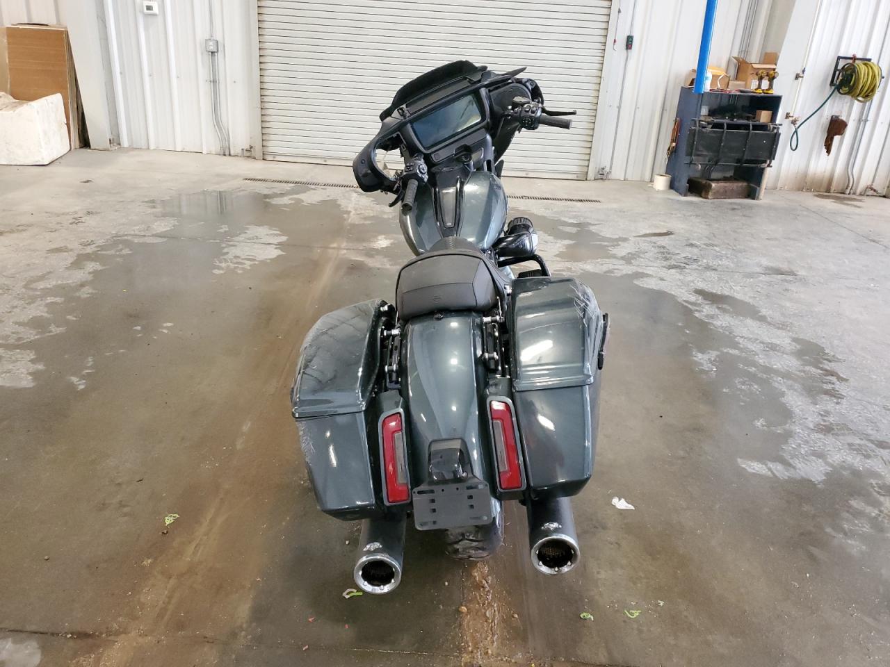 Harley-Davidson Fl Image 7