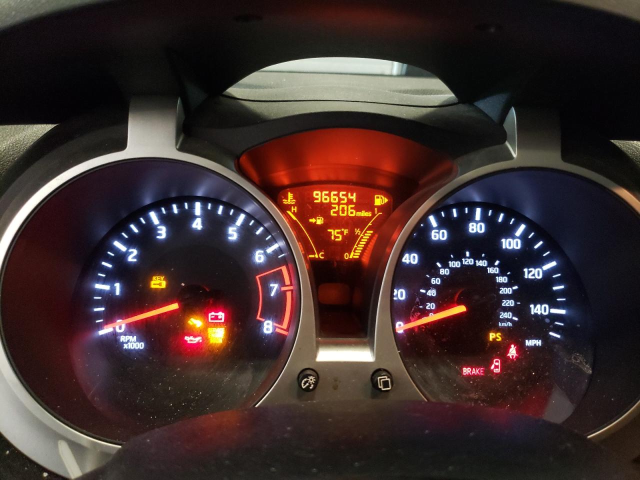 Nissan JUKE S Image 8