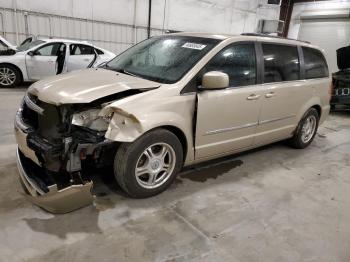  Salvage Chrysler Minivan