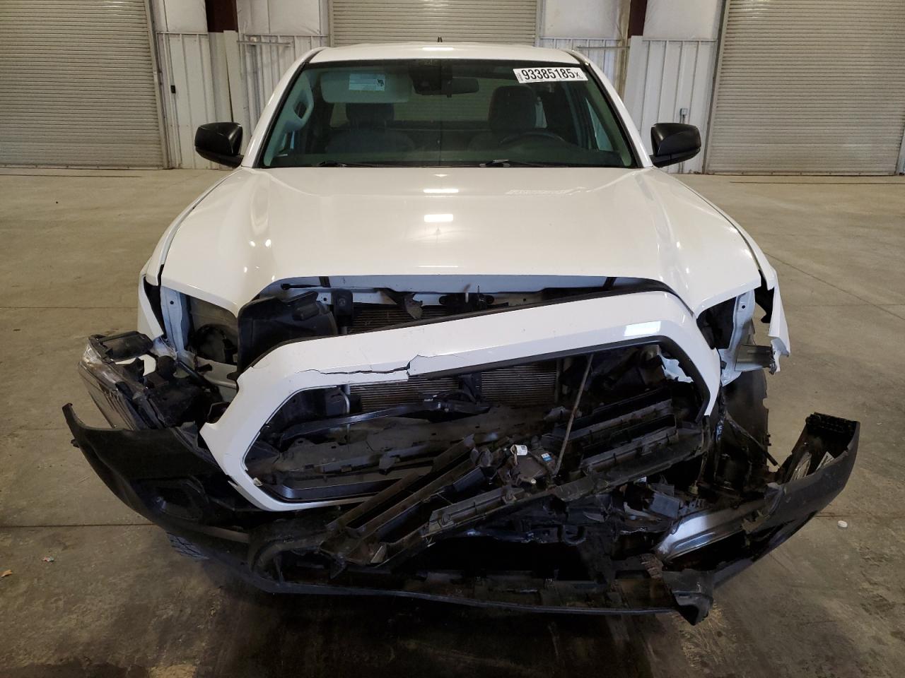 Toyota Tacoma Access Cab Image 11