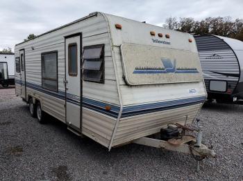  Salvage Yell Traveltrlr