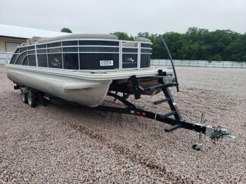  Salvage Bennington Marine Pontoon