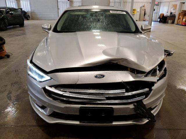 Ford Fusion Se Image 6