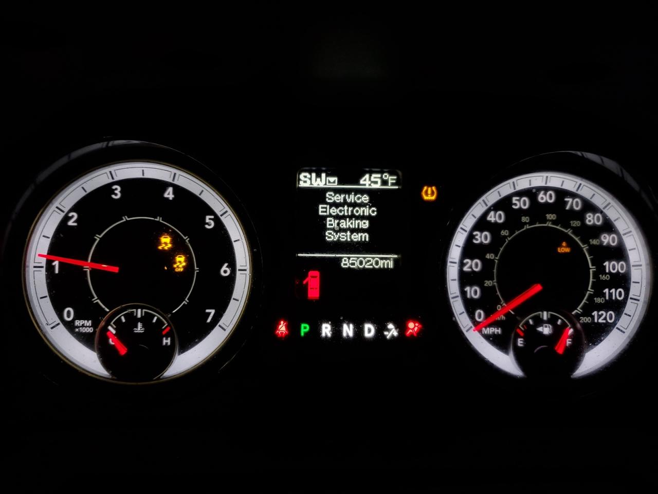 Ram 1500 Slt Image 12