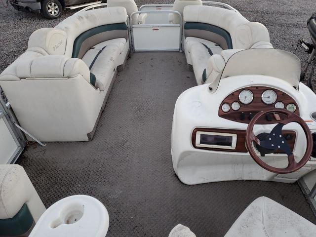 Other Pontoon Image 9