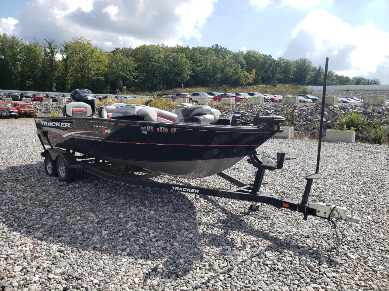 Tracker Boat Image 1