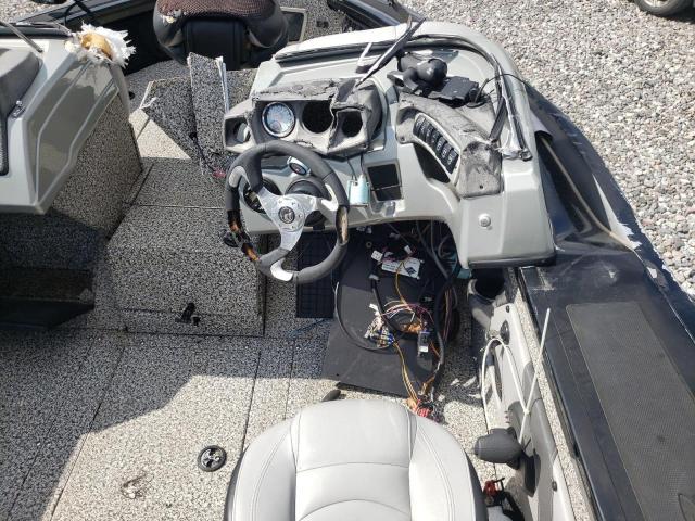 Tracker Boat Image 8