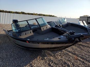  Salvage Alumacraft Boat