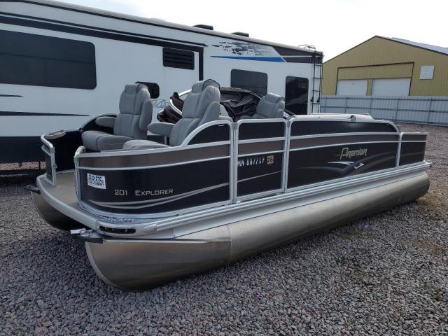 Premier Pontoon Image 3